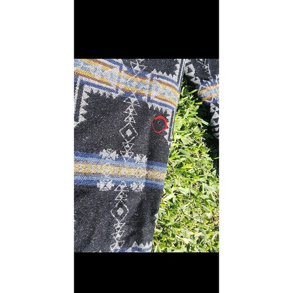 Pendleton Vintage Fit Blue Black Aztec Wool Jacket Size Medium Button Womans - Picture 11 of 13